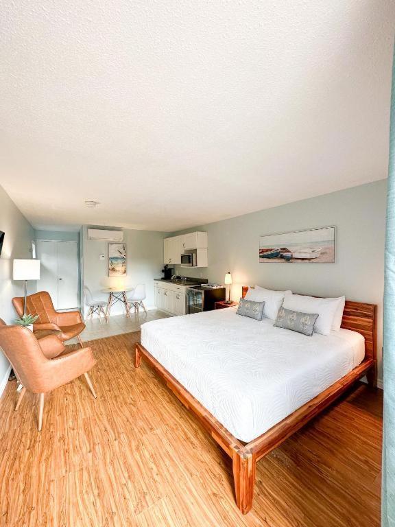Oasis By The Bay Vacation Suites Wasaga Beach Zewnętrze zdjęcie